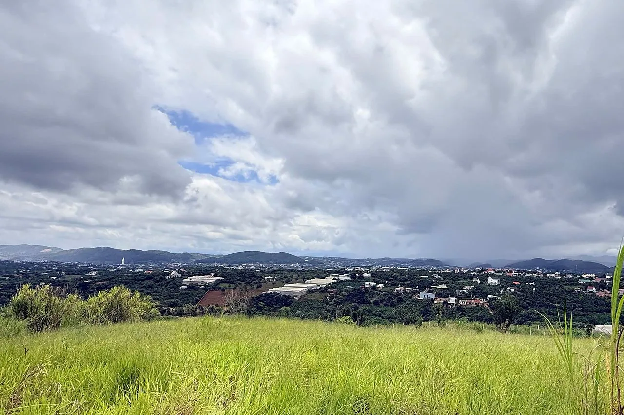 Nam Ban – Đông Thanh Golden View, khu 7.000m² đang tách thửa, có nhà, lô 900m² giá 1,5 tỷ