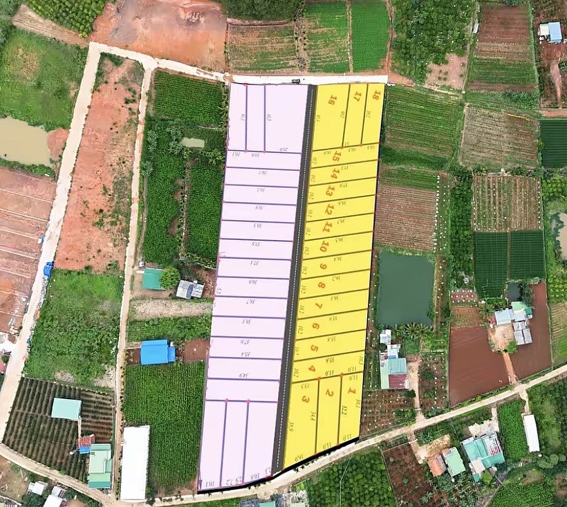 Sơ đồ phân lô khu nghỉ dưỡng TS Retreat Nam Ban – Mê Linh: bố cục các nền đất nghỉ dưỡng nhìn từ flycam, trục đường bê tông nội khu