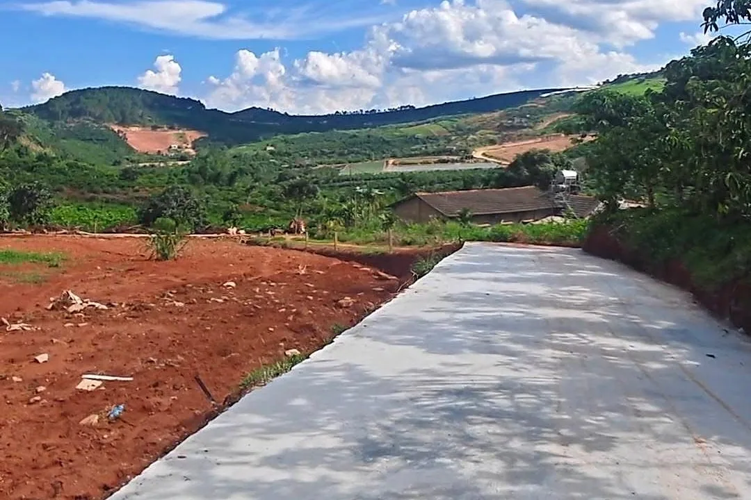 Lô 277m² thị trấn Nam Ban bên đường bê tông mới, thế triền cao view thung lũng